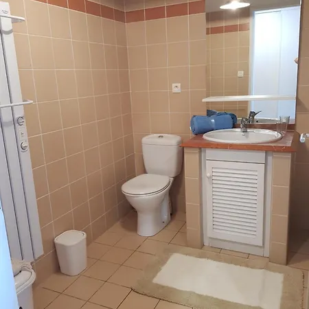 Dans De Standing Avec Parking Et Sa Terrasse Vue 아파트