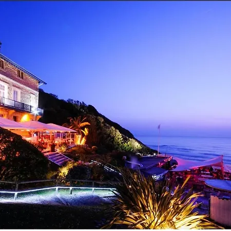 Dans De Standing Avec Parking Et Sa Terrasse Vue 아파트 *