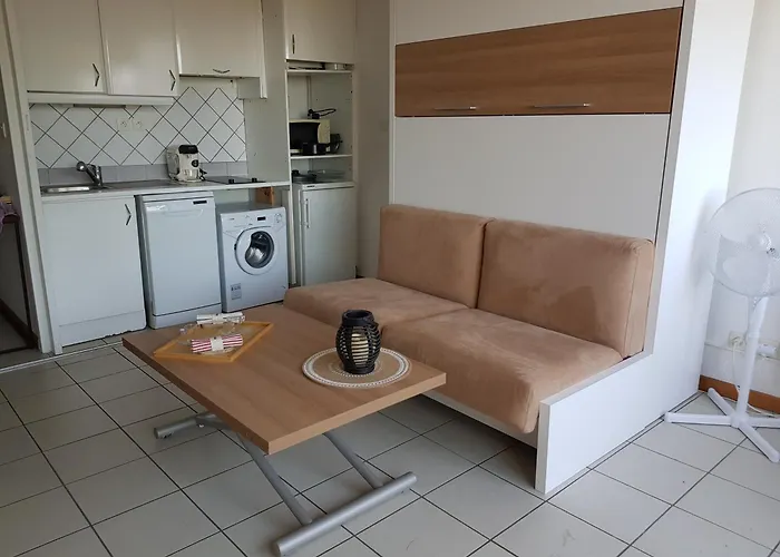 Daire Dans De Standing Avec Parking Et Sa Terrasse Vue *